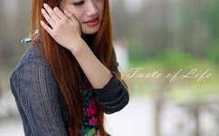 边走边撞水流了一地的水